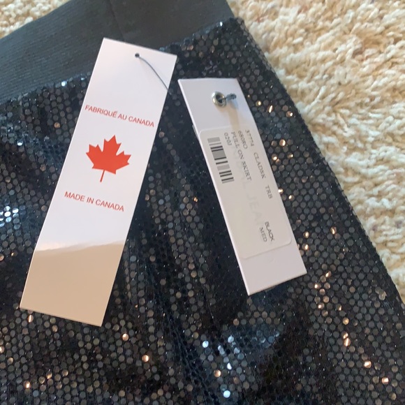 NWT Tribal Shimmery Black Pull On Skirt - Medium - Picture 2 of 3